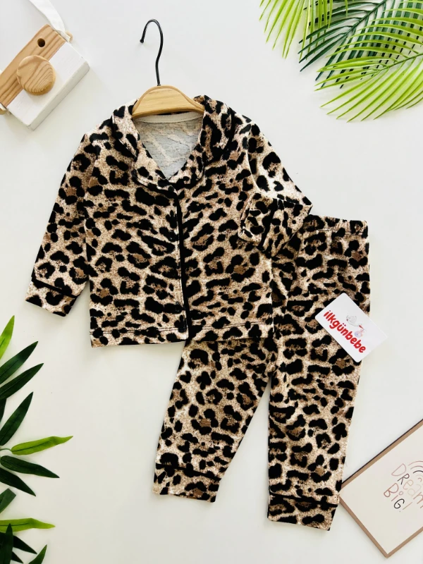 Leopar Desenli  %100 Pamuk Bebe Yakalı Pijama Takımı