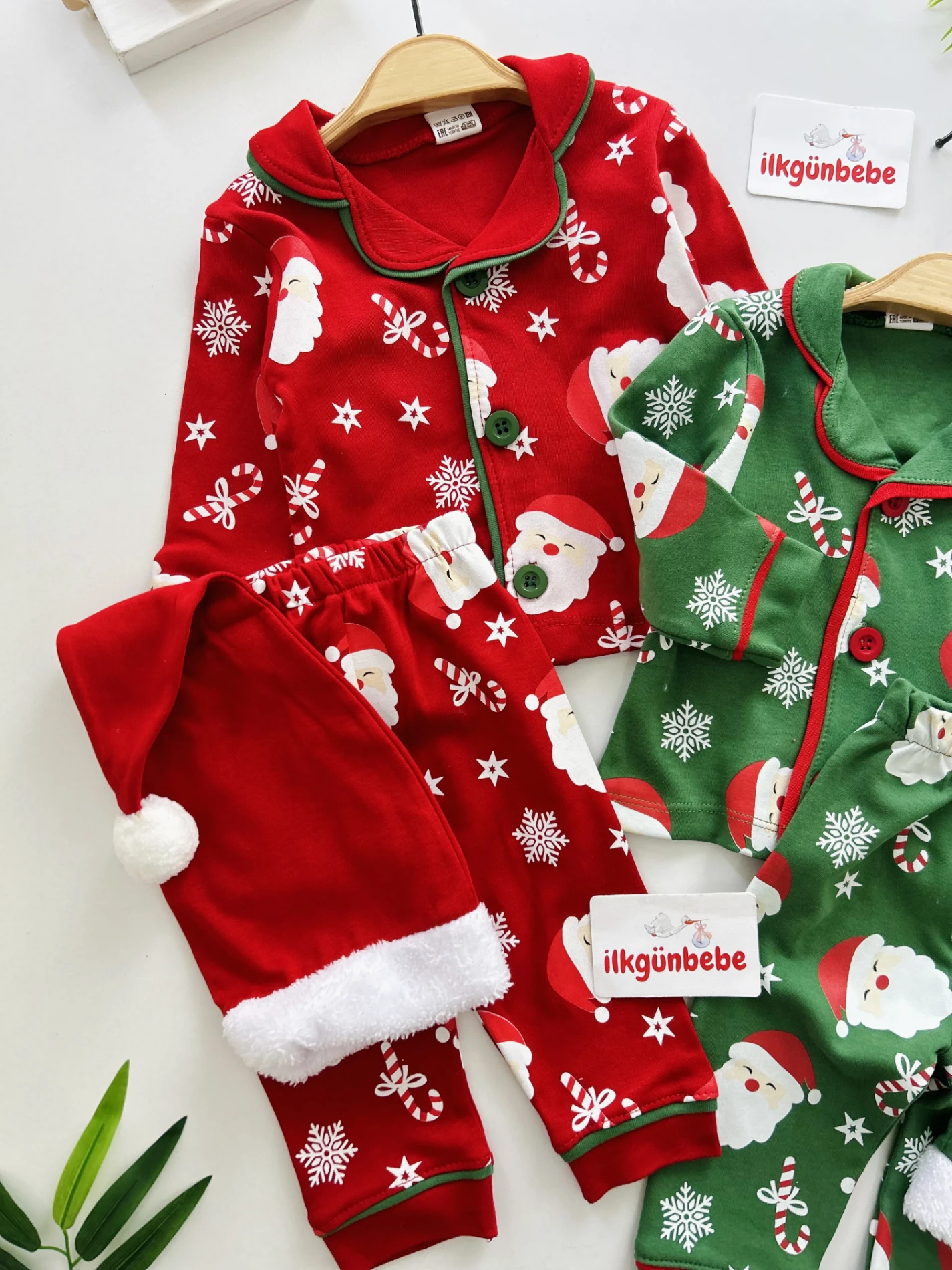 Bebe Yaka Noel Baba  Temalı %100 Pamuk Ponpon Şapkalı 3’lü Takım