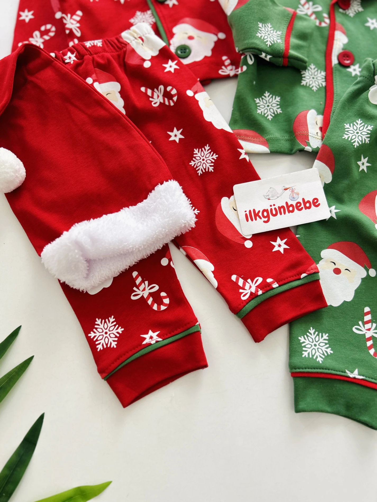 Bebe Yaka Noel Baba  Temalı %100 Pamuk Ponpon Şapkalı 3’lü Takım