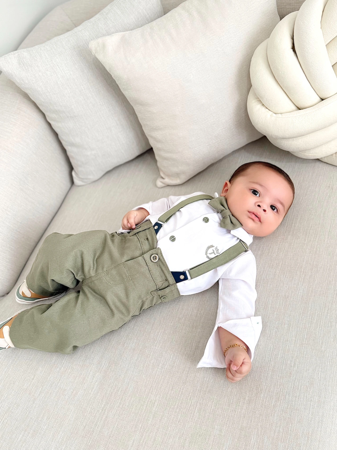 Papyonlu Askılı Özel Koleksiyon Şık Takım