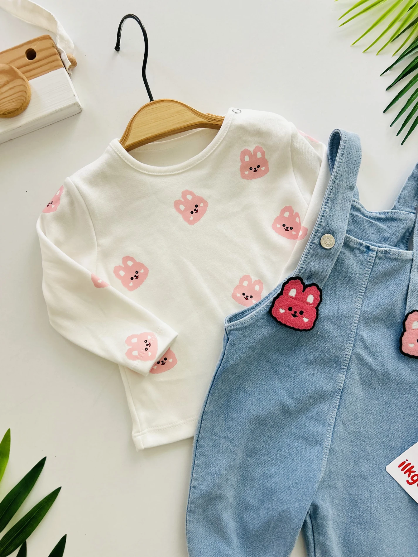 Sevimli Figür Desenli %100 Pamuk Likralı 2’li Takım