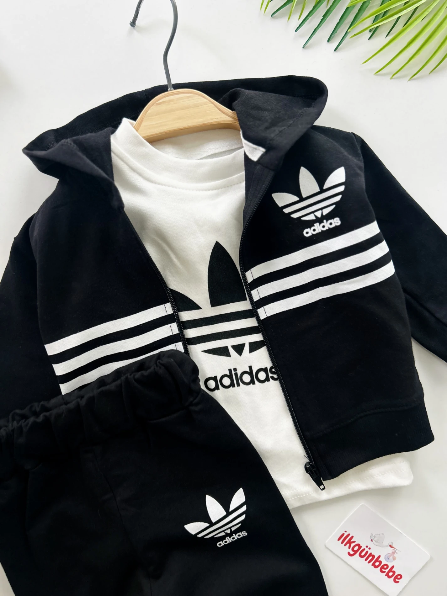 Marka Bodyli Hırkalı Eşofmanlı Unisex Mevsimlik 2 ip  %100 Pamuk 3’lü Takım