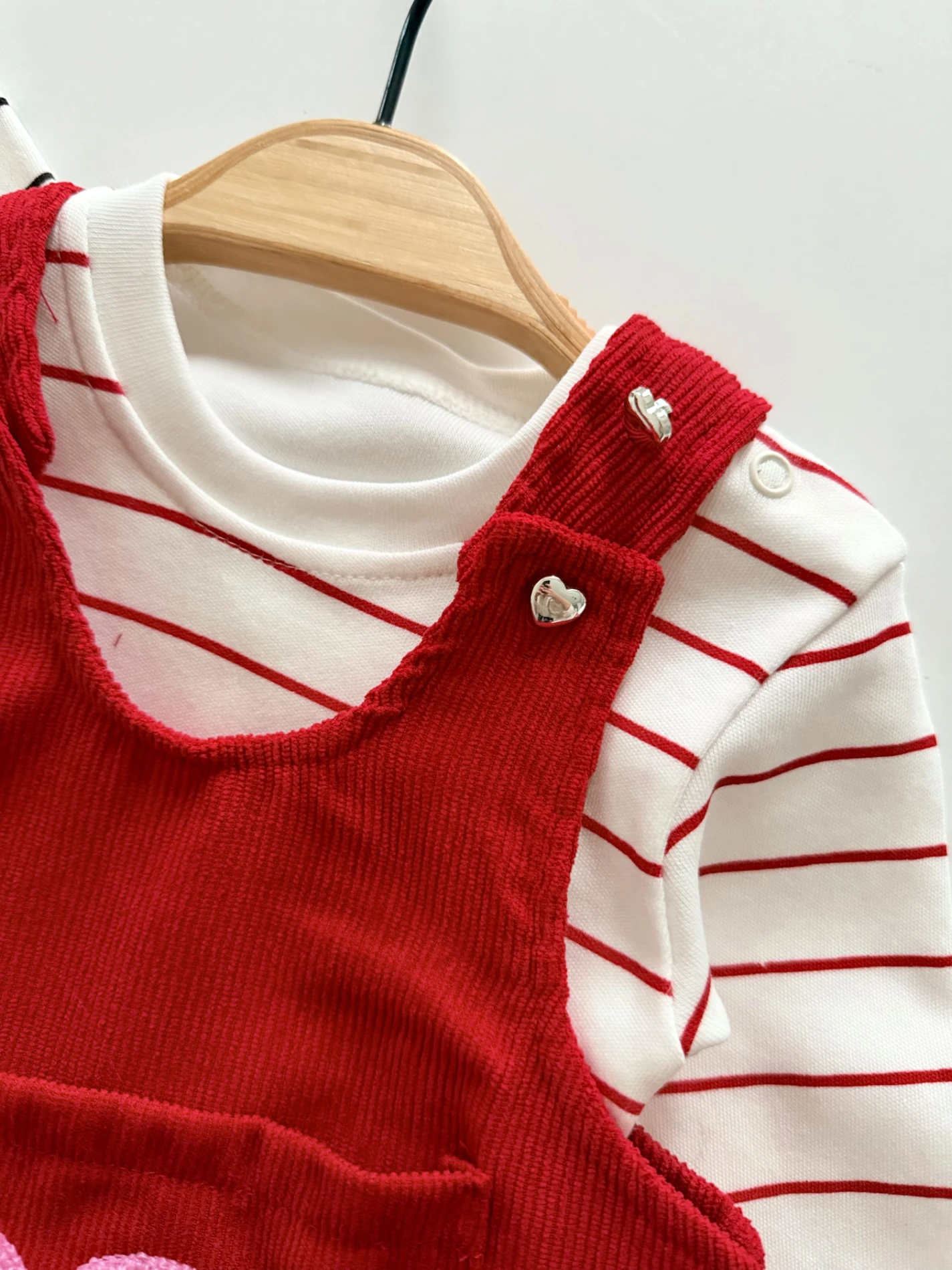 Kalp Punch İşlemeli Kadife Salopet & Body