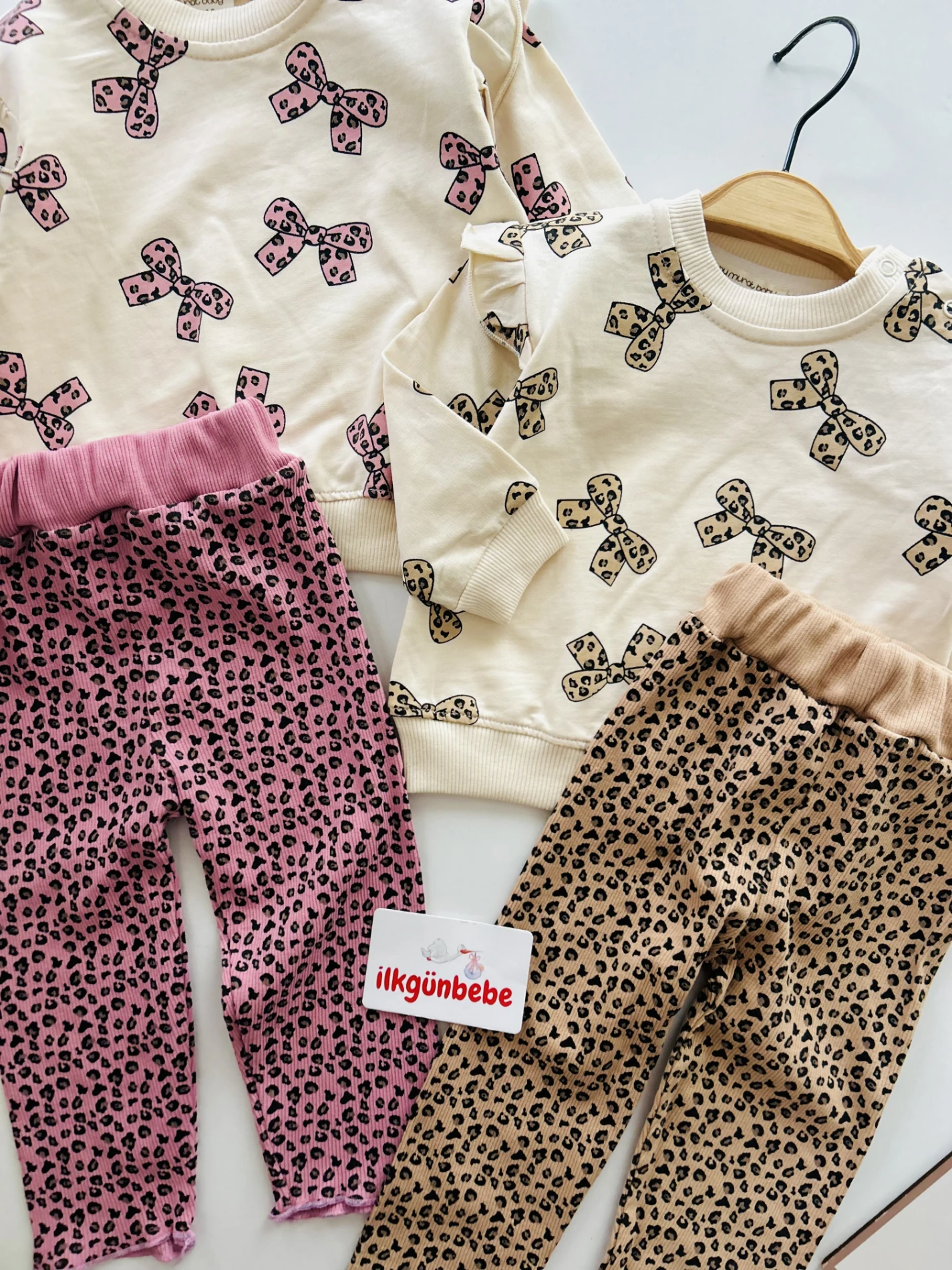 Leopar Fiyonk Desenli Esnek Pantalonlu 2’li Takım