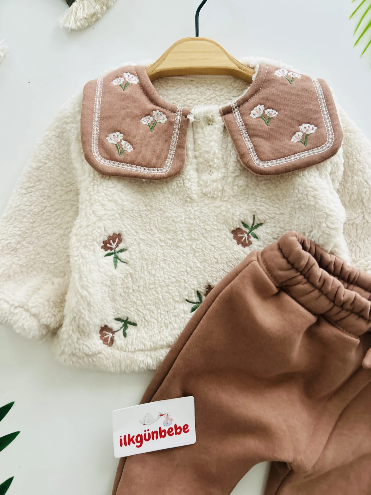 Çiçek Desenli 3 ip Şardonlu  Kışlık  2’li Takım