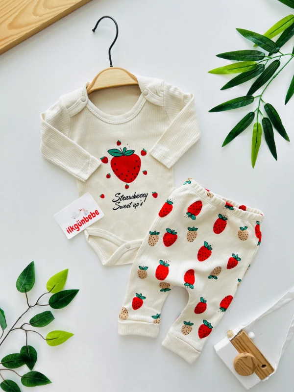 Çilek  Desenli %100 Pamuk 2’li Yumuşacık Mevsimlik Takım