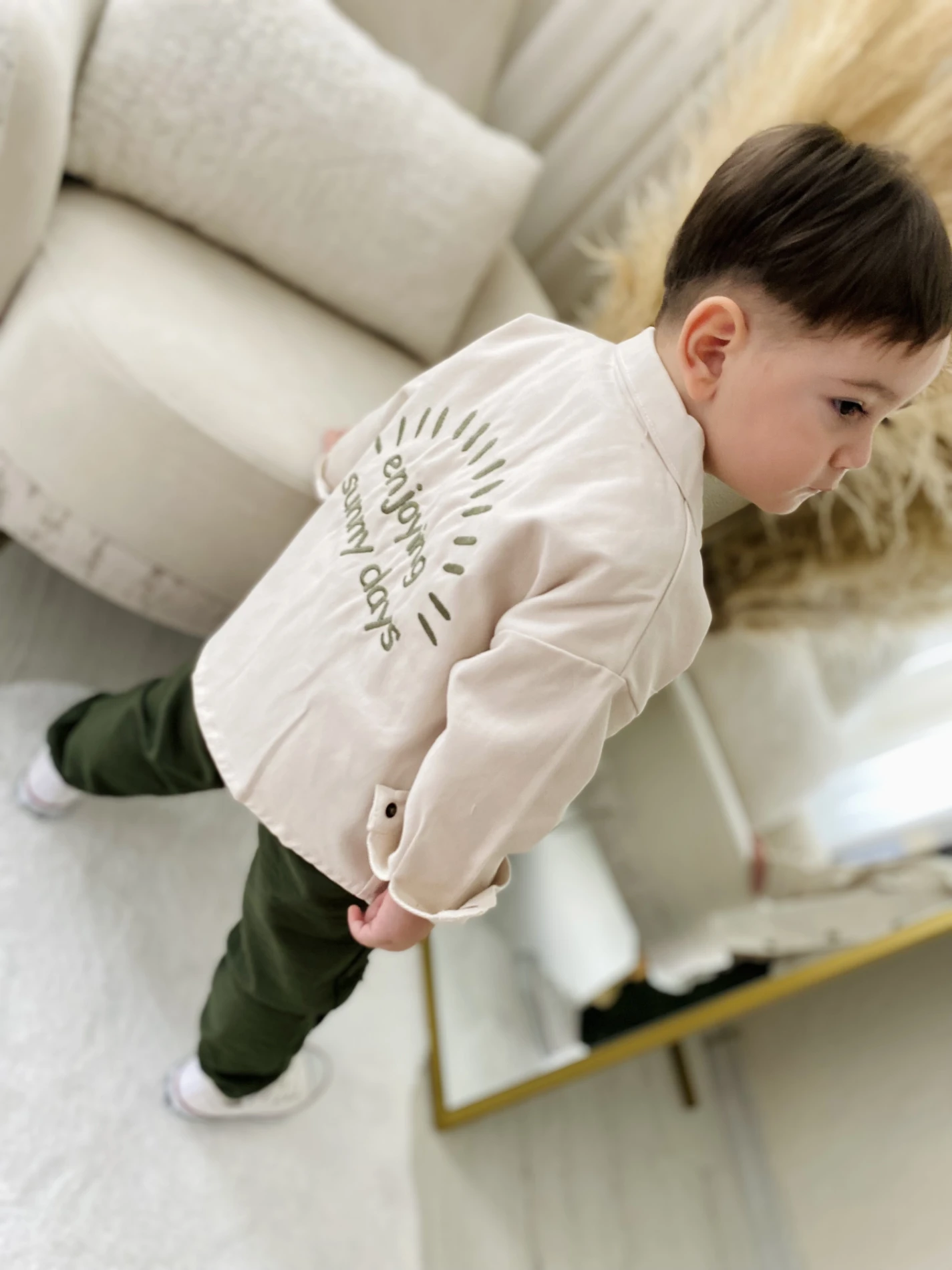 Enjoying  Sunny Days Arkası Baskılı Premium Kalite Ceket Cep Detaylı Pantalonlu Kısa  Kollu Badili 3’lü Tarz Takım ) ÜRÜNÜN PANTALONU KAHVERENGİDİR ) 