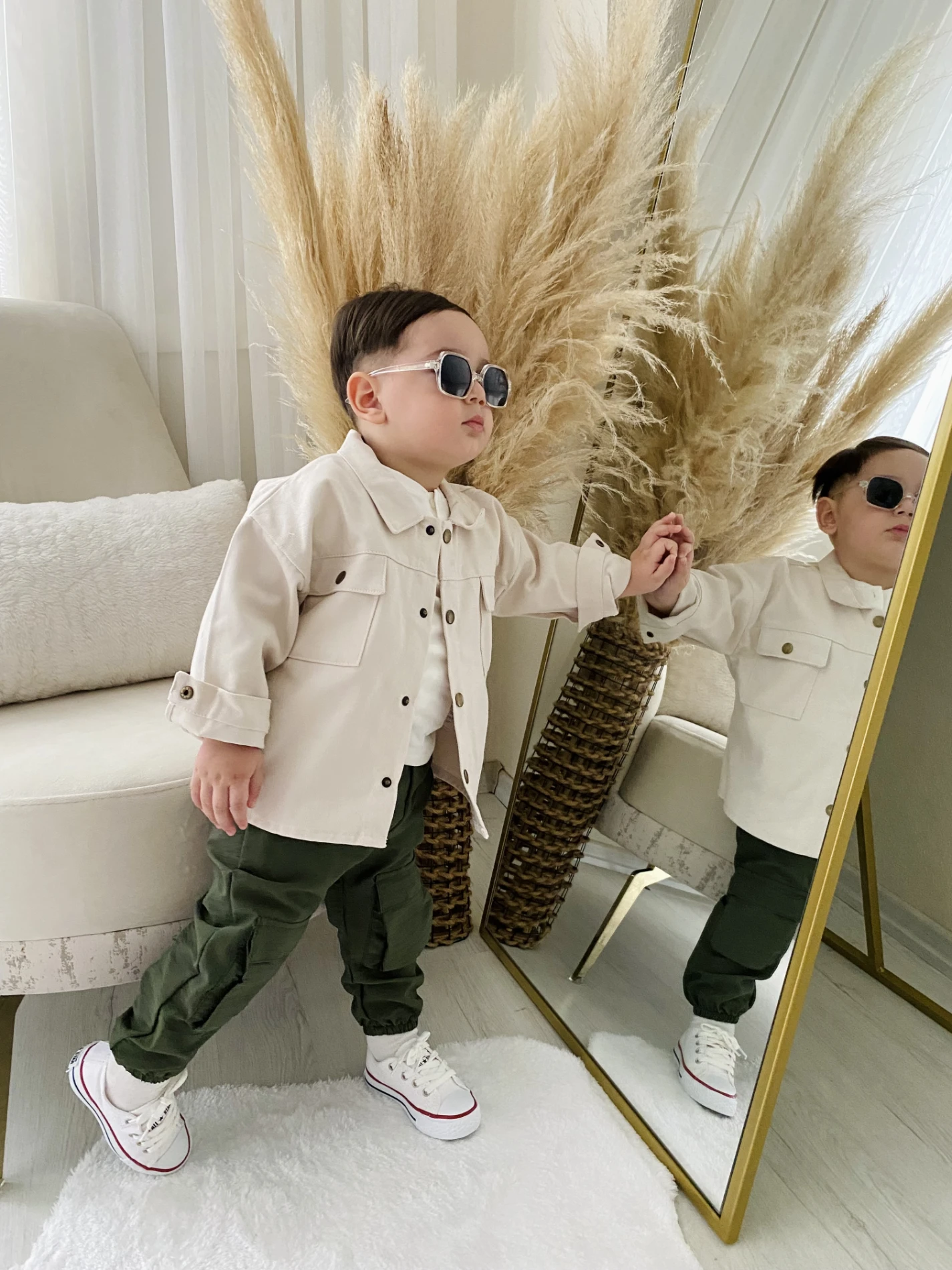 Enjoying  Sunny Days Arkası Baskılı Premium Kalite Ceket Cep Detaylı Pantalonlu Kısa  Kollu Badili 3’lü Tarz Takım ) ÜRÜNÜN PANTALONU KAHVERENGİDİR ) 