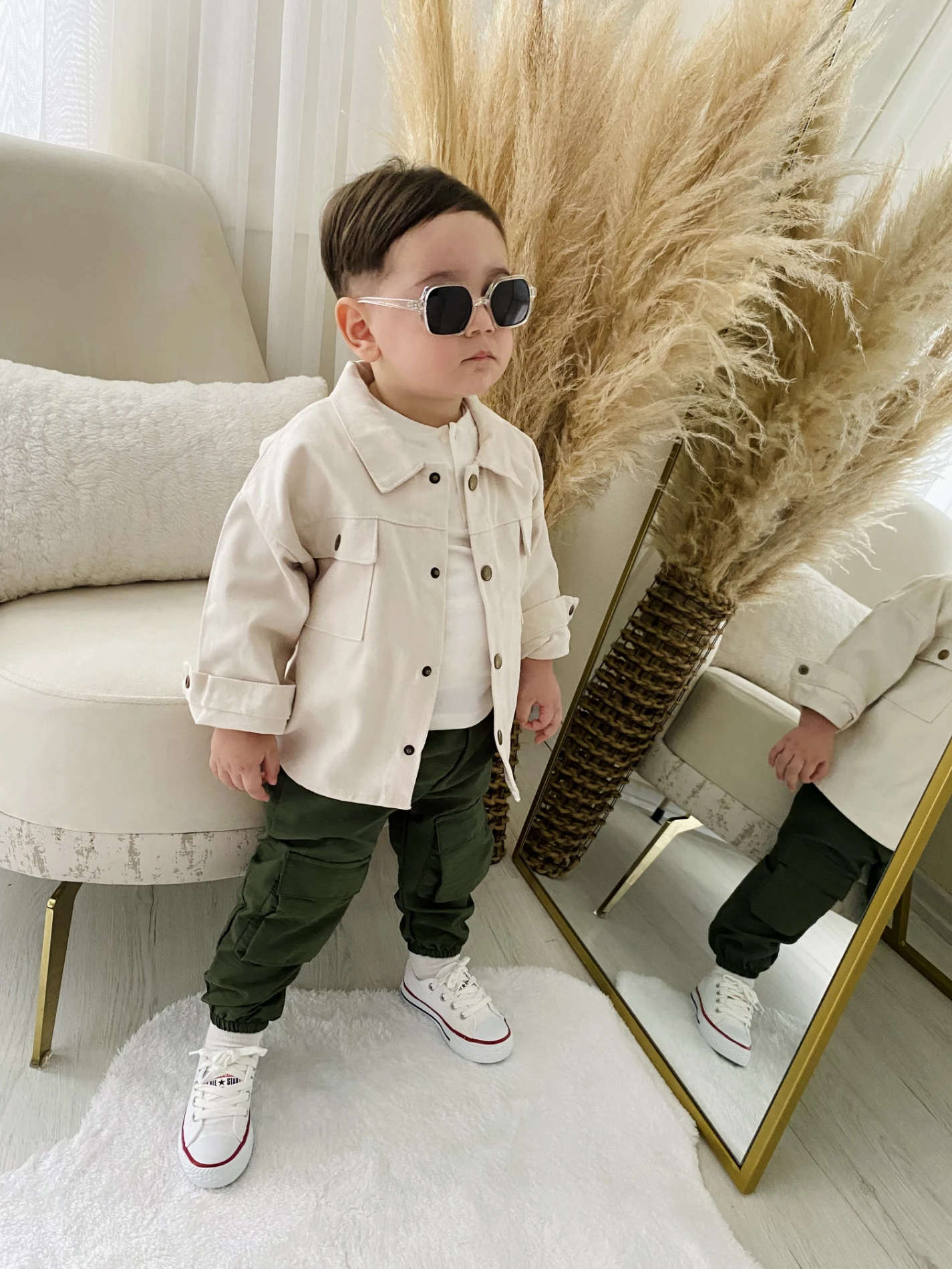 Enjoying  Sunny Days Arkası Baskılı Premium Kalite Ceket Cep Detaylı Pantalonlu Kısa  Kollu Badili 3’lü Tarz Takım ) ÜRÜNÜN PANTALONU KAHVERENGİDİR ) 