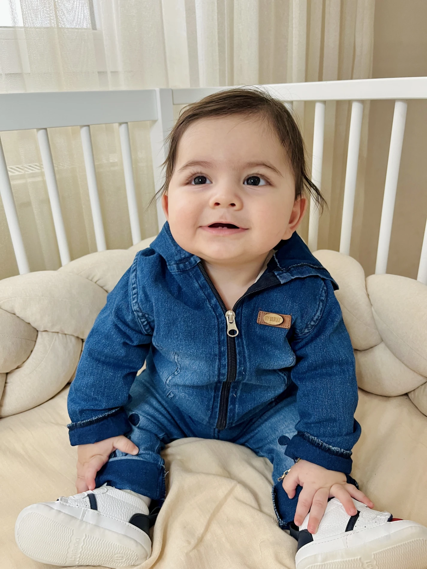 Kapşonlu Kot Ceketli Kot Pantalonlu Basılı 3'Lü Tarz Takım 