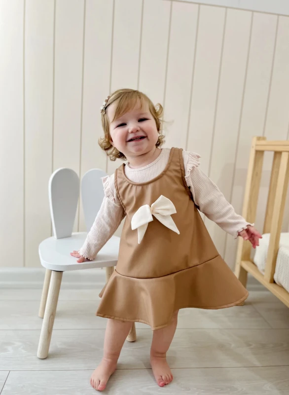 Fiyonk Detaylı Deri Özgün Elbiseli %100 Pamuk Fitilli Esnek Kumaş Badili 2’li Set