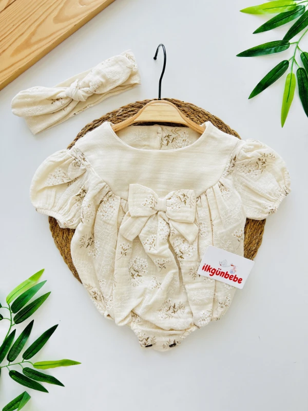Pamuk Çiçeği %100 Pamuk Müslin Kumaş Premium Kalite Fiyonk Detaylı Romper & Bandana Set
