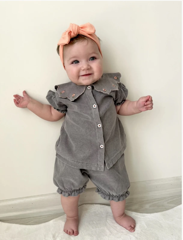 Çıtır Çiçek İşlemeli Yaka Detaylı Çıtçıtlı Gömlekli Şortlu 2’li Takım