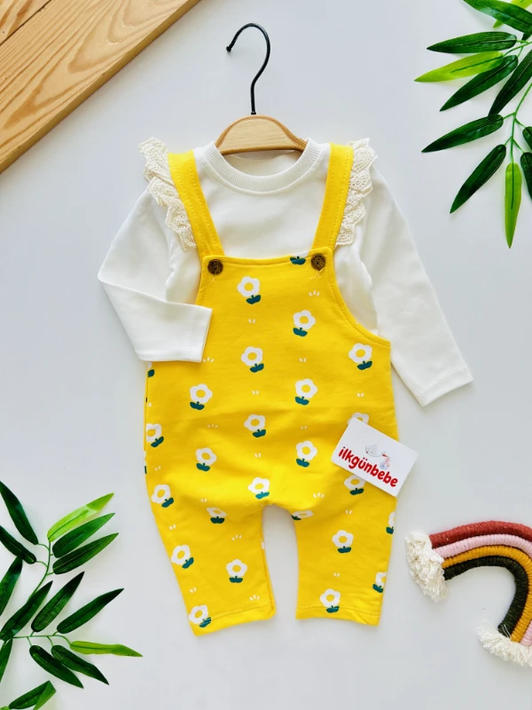 Papatya Desenli Salopetli Fırfır Detaylı Uzun Kollu Bodyli 2’li Salopet Takım