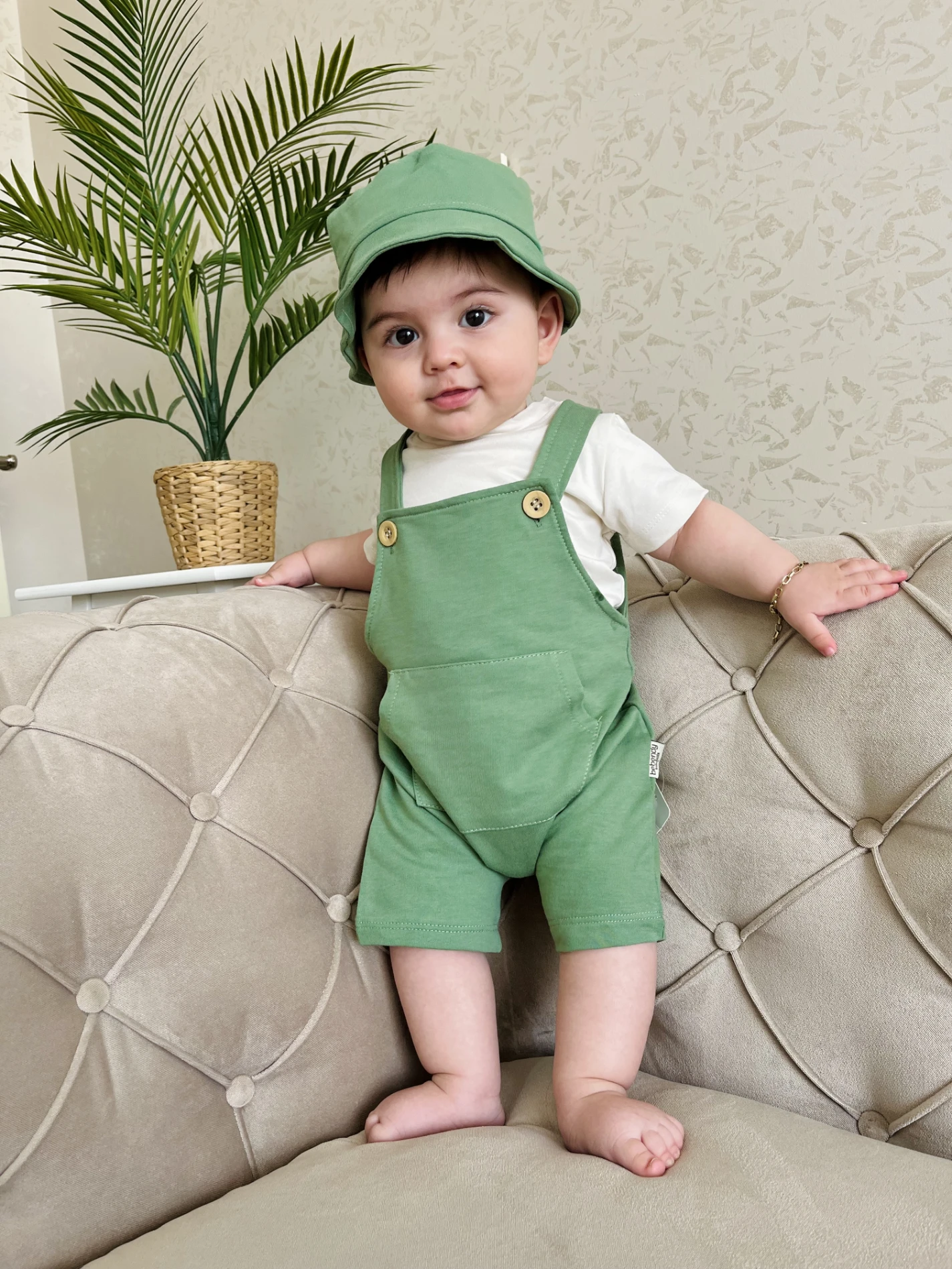 Bucket Şapkalı %100 Pamuk  Kumaşlı Tişörtlü Salopetli 3’lü Takım