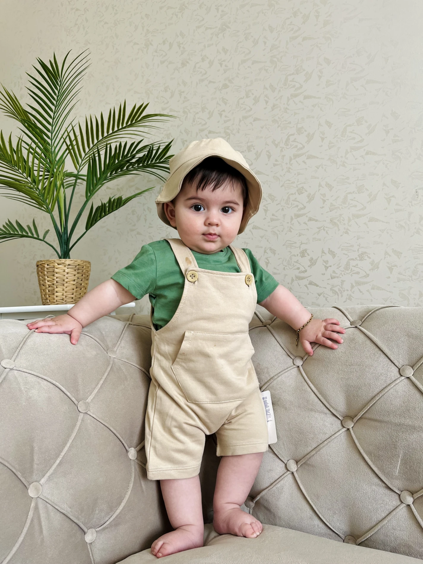 Bucket Şapkalı %100 Pamuk  Kumaşlı Tişörtlü Salopetli 3’lü Takım