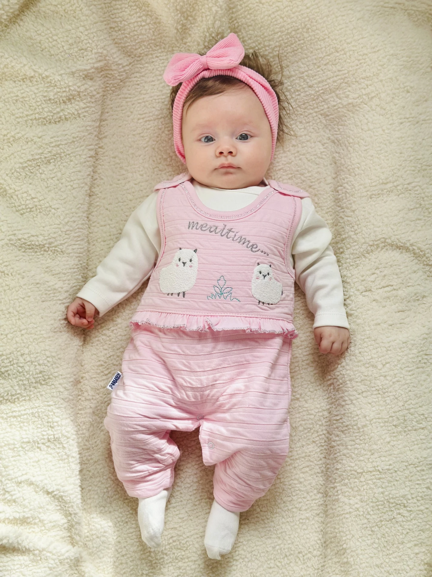 Sevimli Kuzucuk Desenli Çorap Hediyeli Zıbınlı Bodyli 3’lü Set