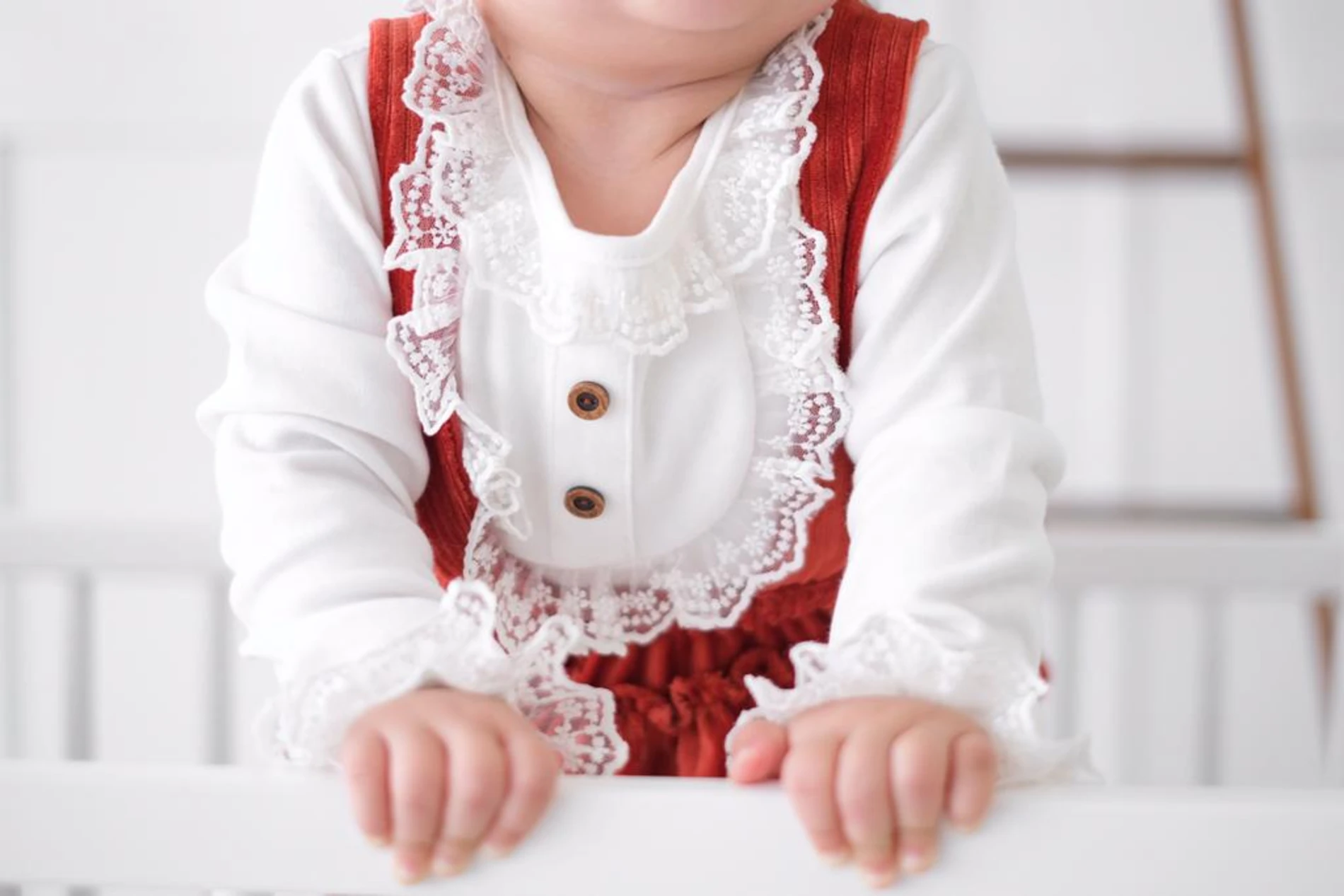 Linda Kız Bebek Kadife Kumaş Bodyli Romper Set