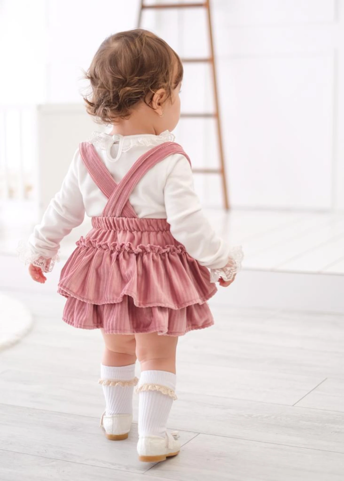 Linda Kız Bebek Kadife Kumaş Bodyli Romper Set