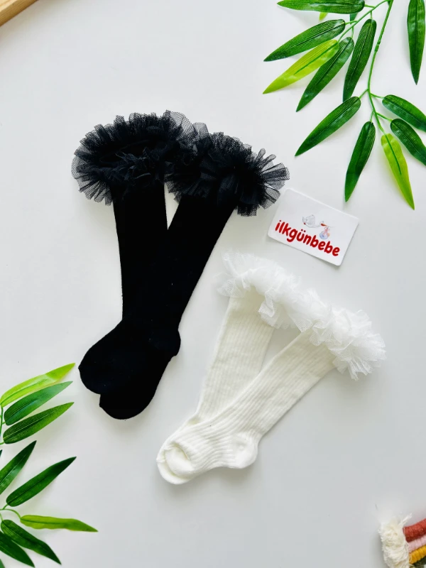 Fırfır Detaylı Çorap