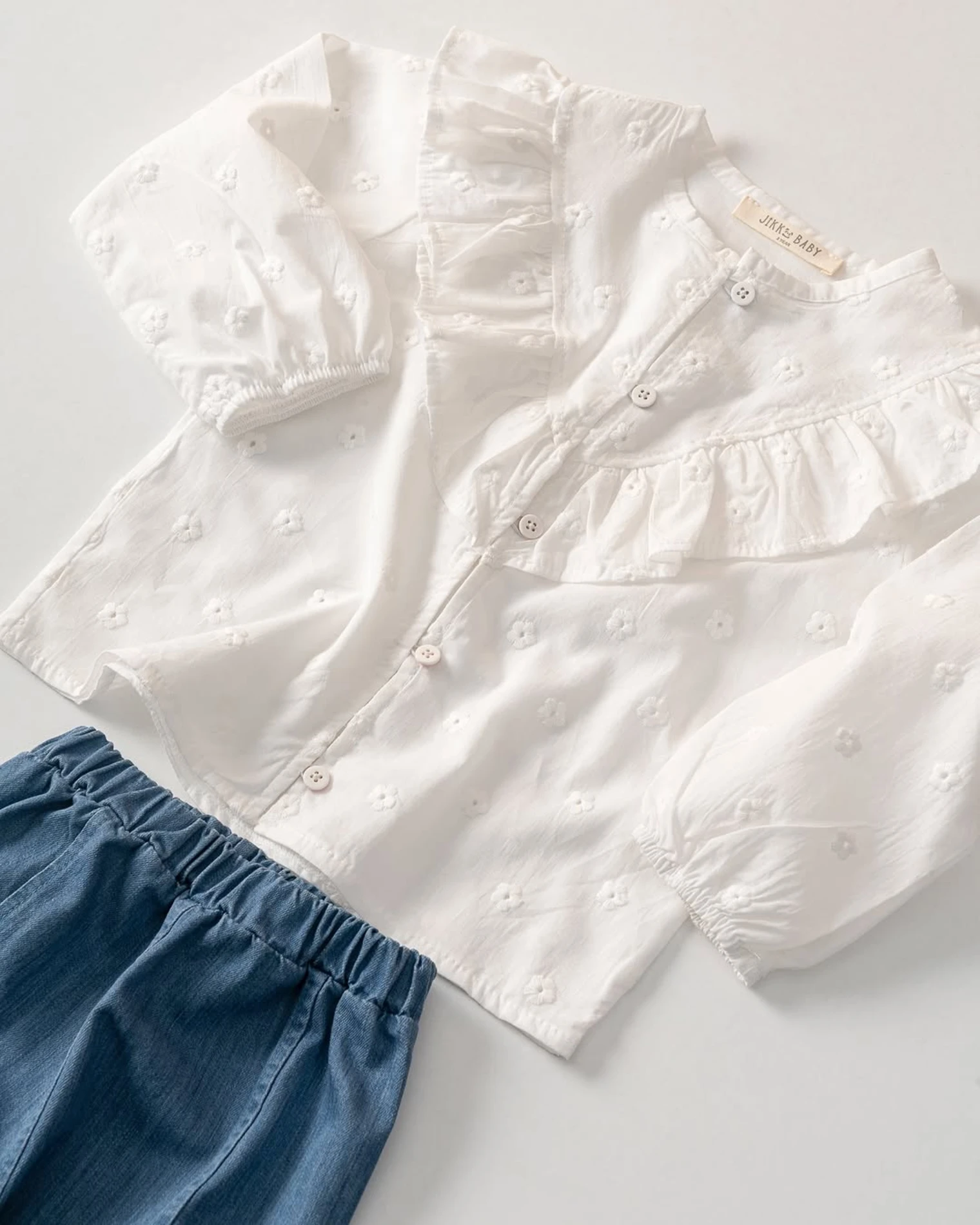 Fırfırlı Gömlekli Kot Pantalonlu Fiyonk Detaylı Premium Kalite 2’li Kız Bebek Takım