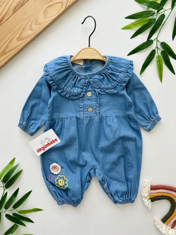 Çiçek Nakışlı Bebe Fırfır Yakalı %100 Pamuk Likralı Yumuşacık Kot Kumaş Tulum