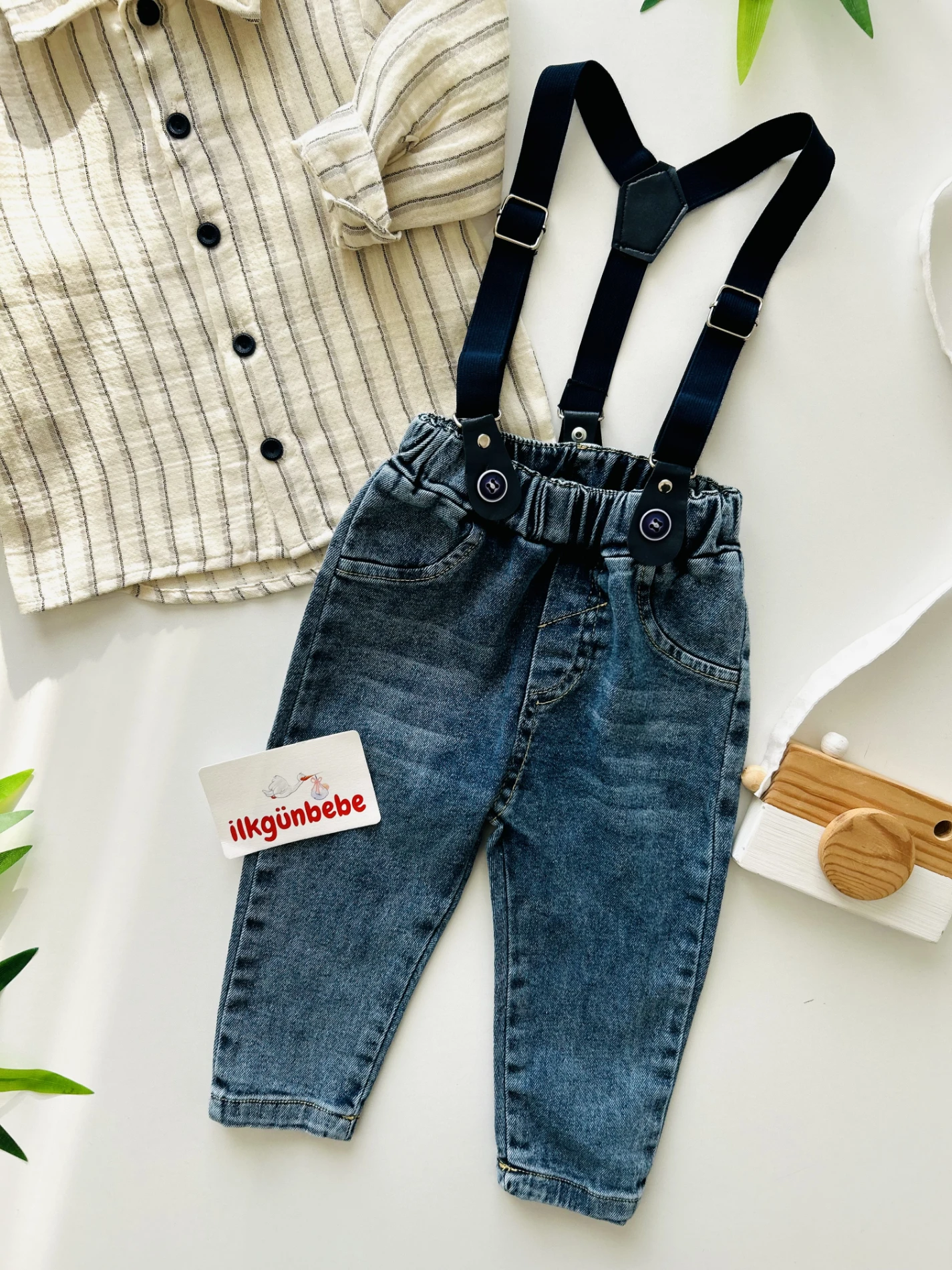 Çizgili Desenli Müslin Kumaşlı Gömlekli Kot Denim Pantalonlu Askılı Şık Set