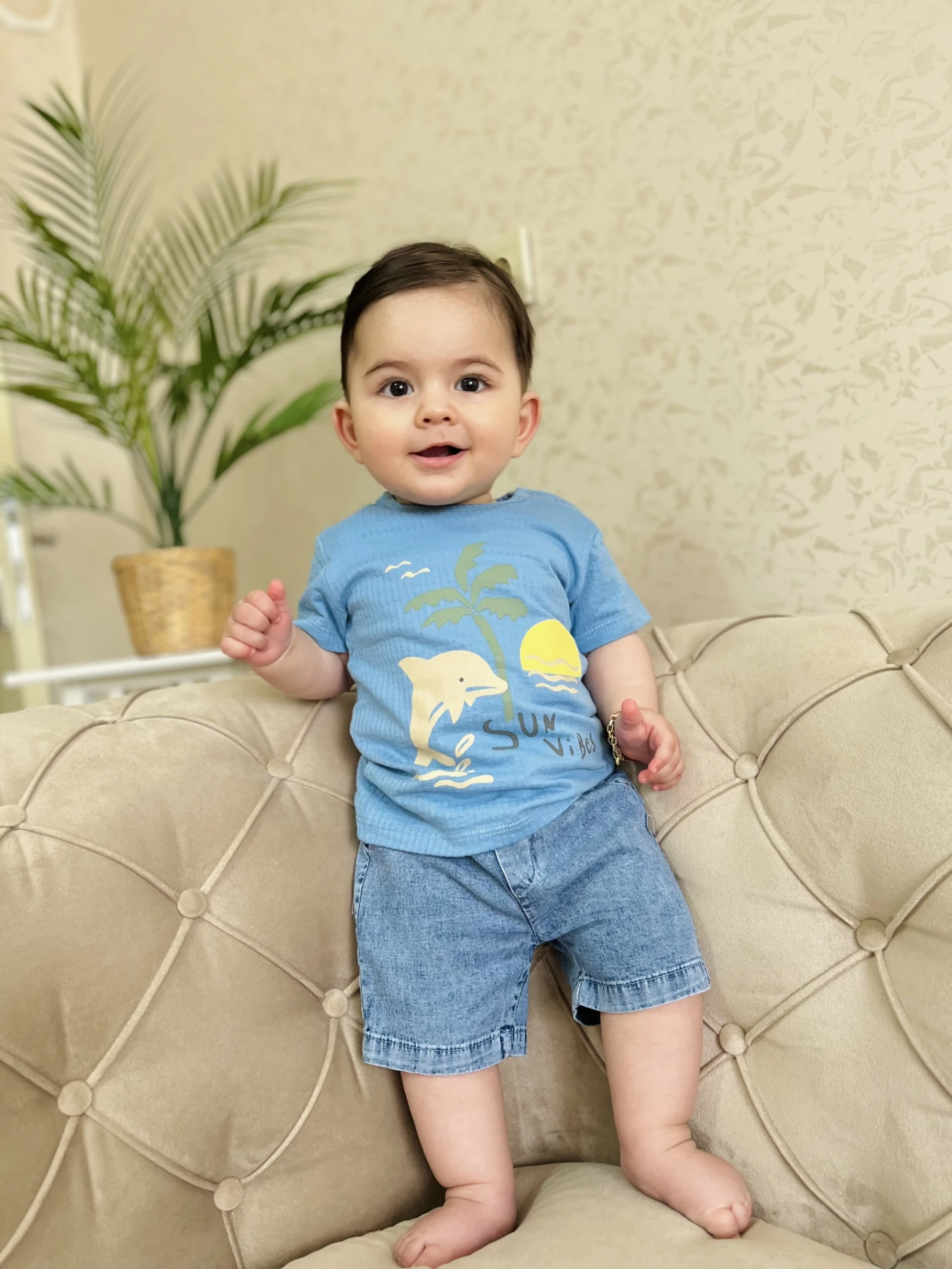 Sun Vibes Nefes Alan %100 Pamuk Tişörtlü Kot Şortlu Takım