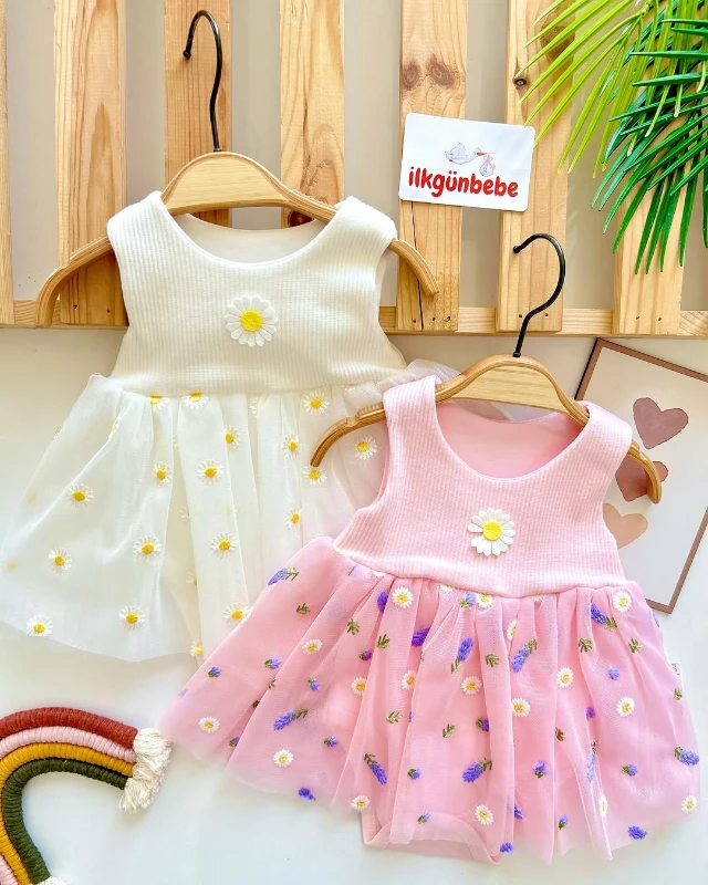 Papatya Desenli Tüllü Zıbınlı Elbise