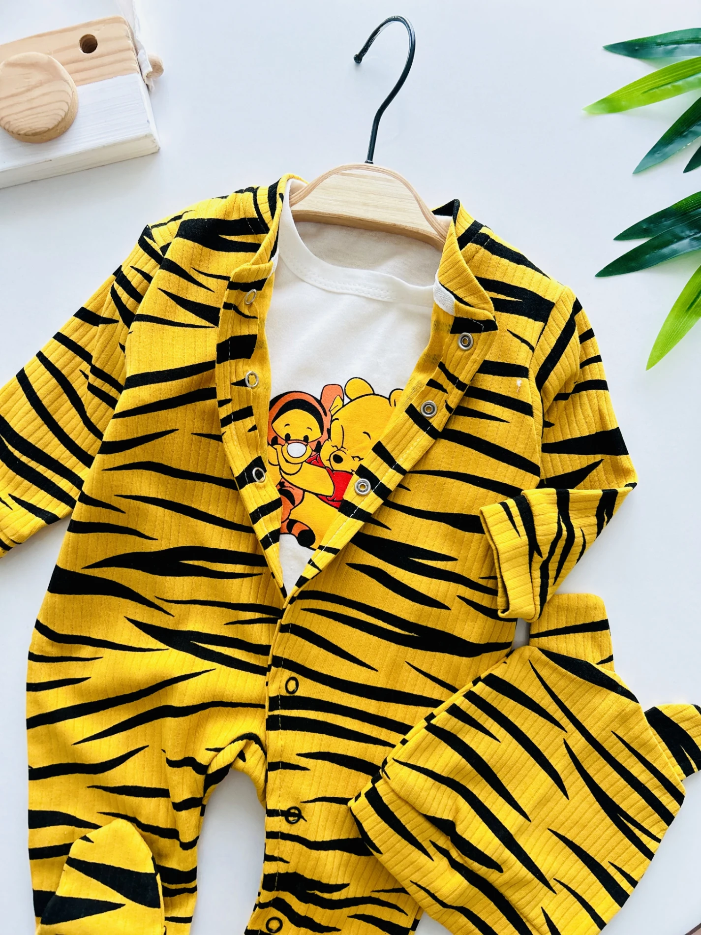 Winnie The Pooh Zebra Desenli Zıbınlı Şapkalı 3’lü Pamuklu Tulum