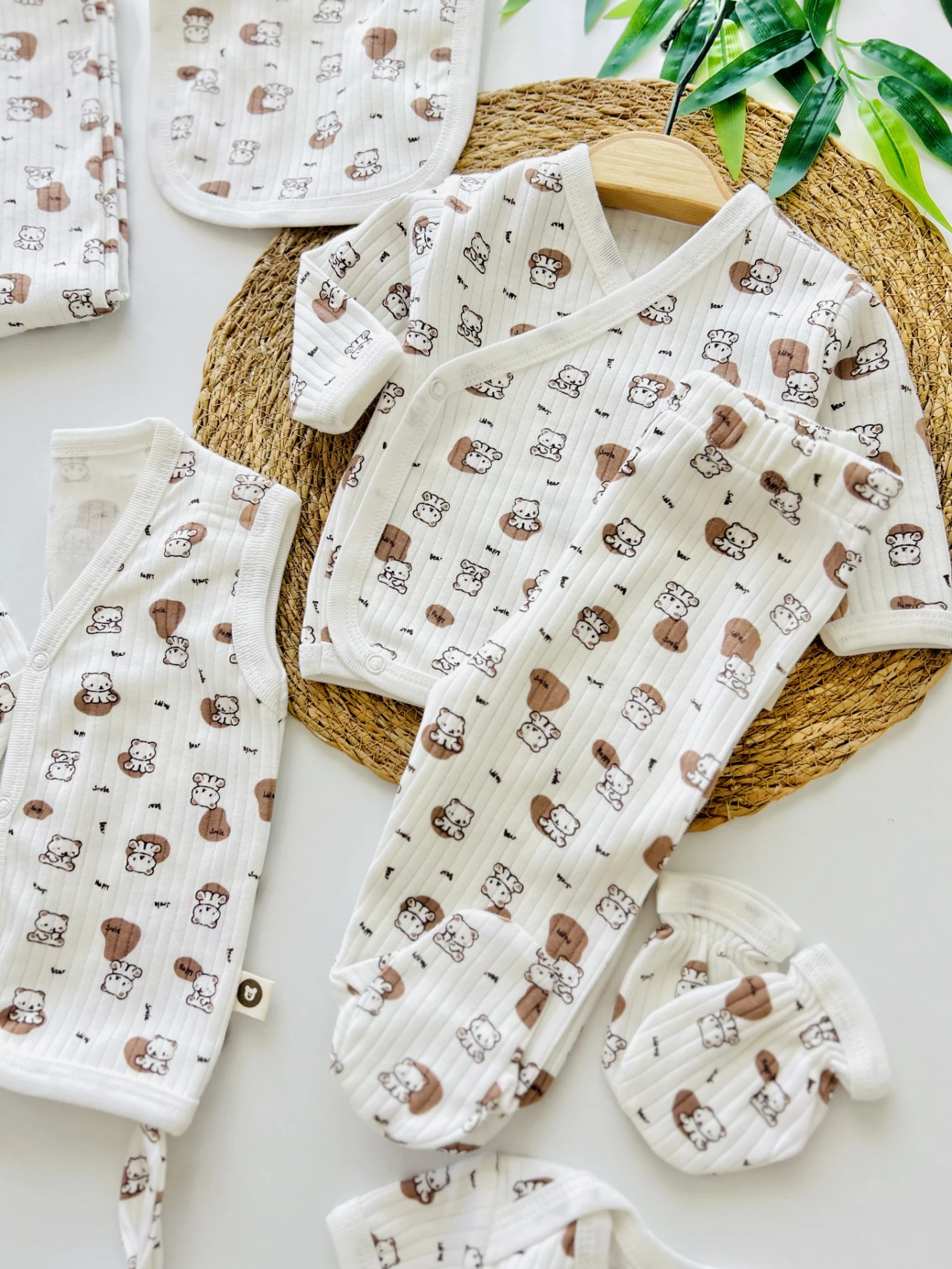 Minik Teddy  Desenli 10 Parça Yenidoğan %100 Pamuk Yumuşacık Set