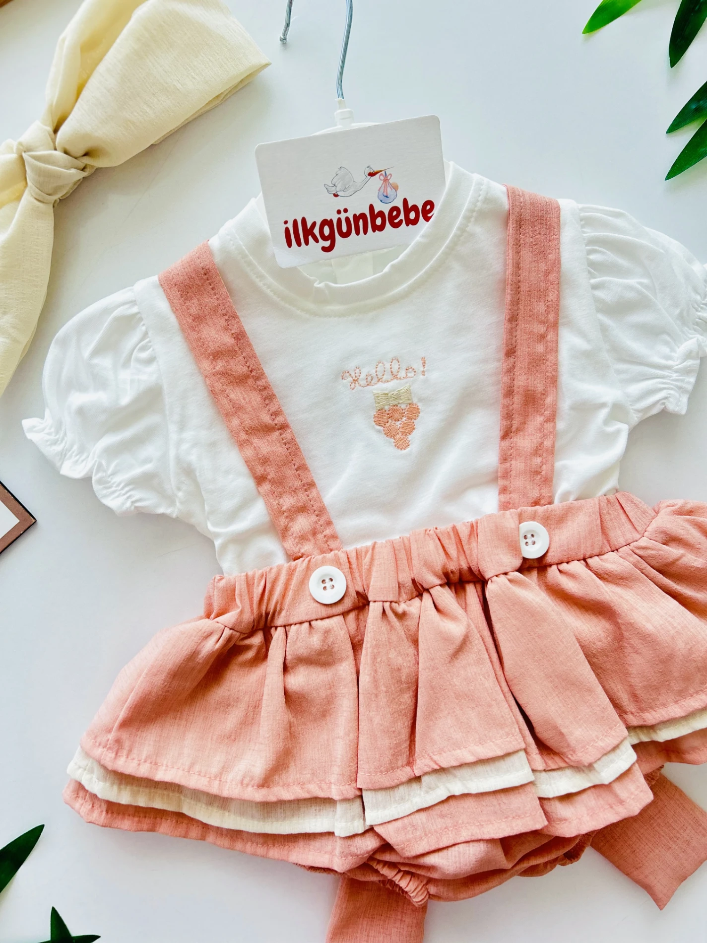 Isabella Hello Love Kol Fırfır Detaylı Müslin Romperli Arkası Fiyonklu Elbise Set