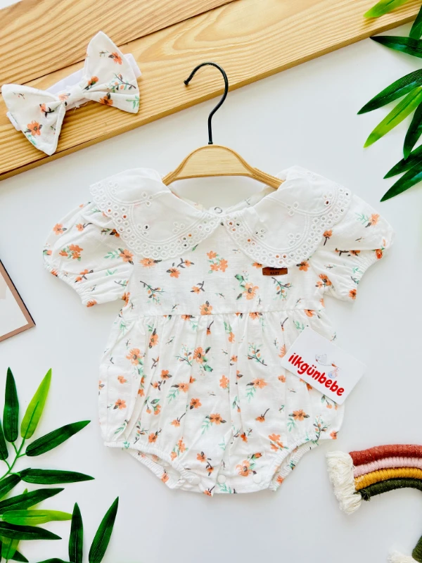 Olivia Fisto Yaka Zarif Detaylı Çiçek Temalı Romper Bandanalı Set