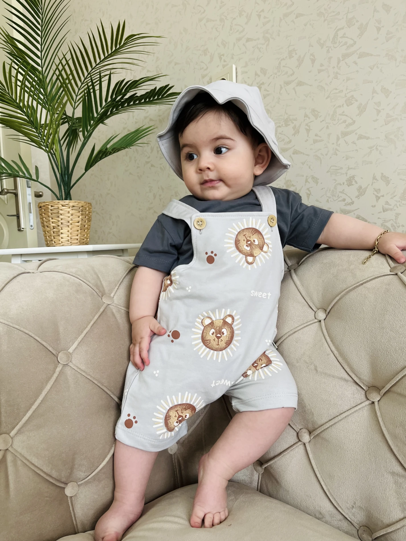 Sweet Animals Bucket Şapkalı %100 Pamuk  Kumaşlı Tişörtlü Salopetli 3’lü Takım