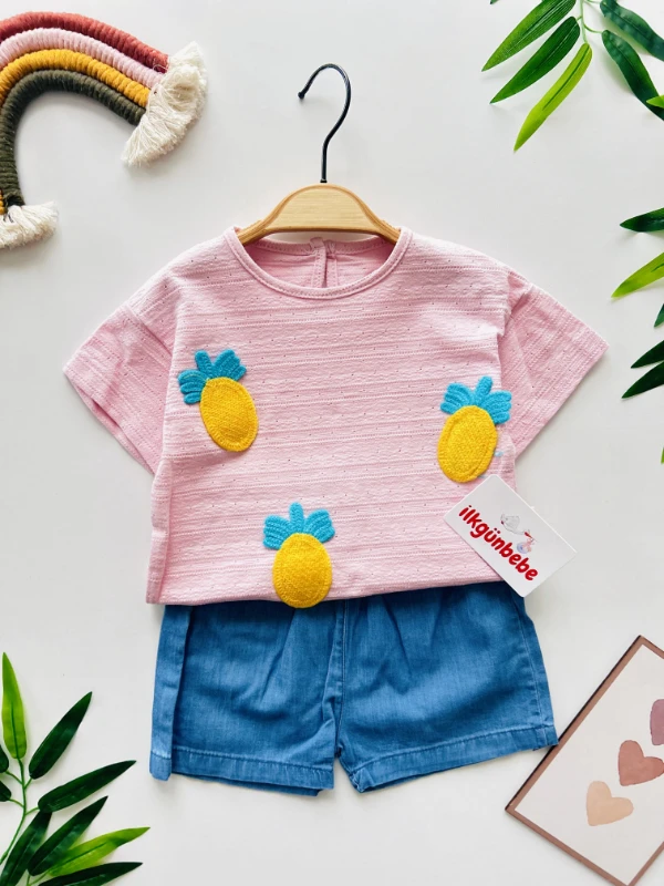 Ananas Temalı Tişörtlü  Kot  Şortlu 2’li Takım