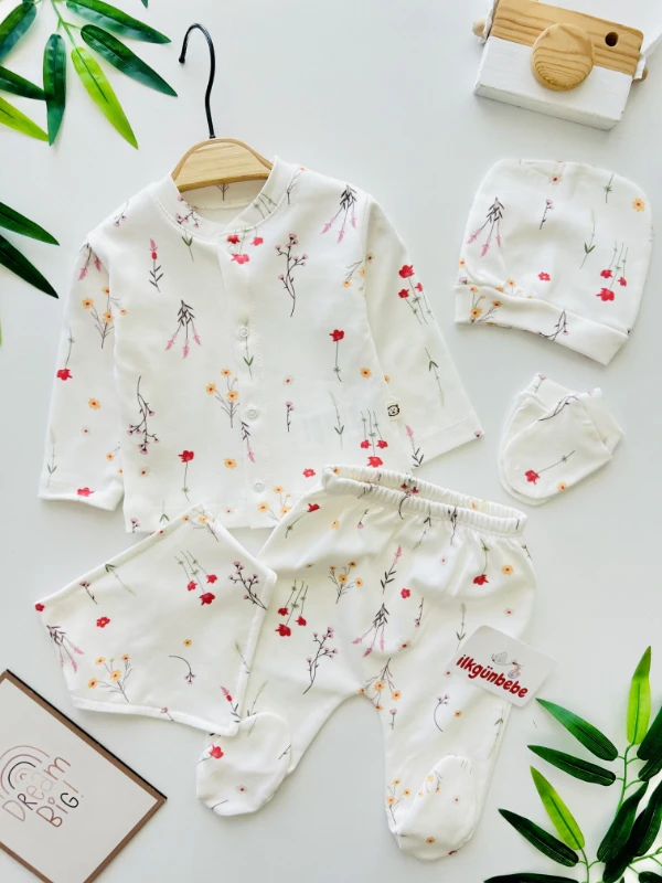  Çiçek Desenli  5 Parça %100 Pamuk Yenidoğan Seti