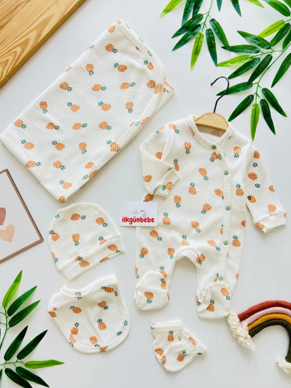 Ananas  Desenli Battaniyeli 5 Parça Yenidoğan Set