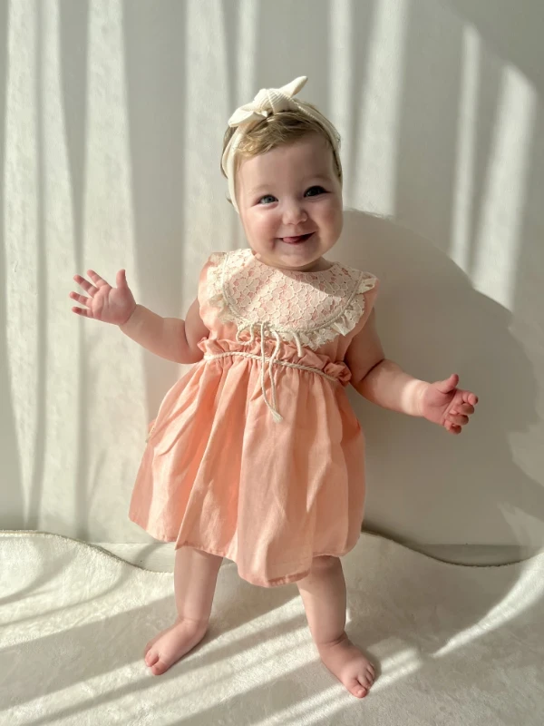 Güpür Yaka Detaylı Belden İp Bağlamalı Elbise