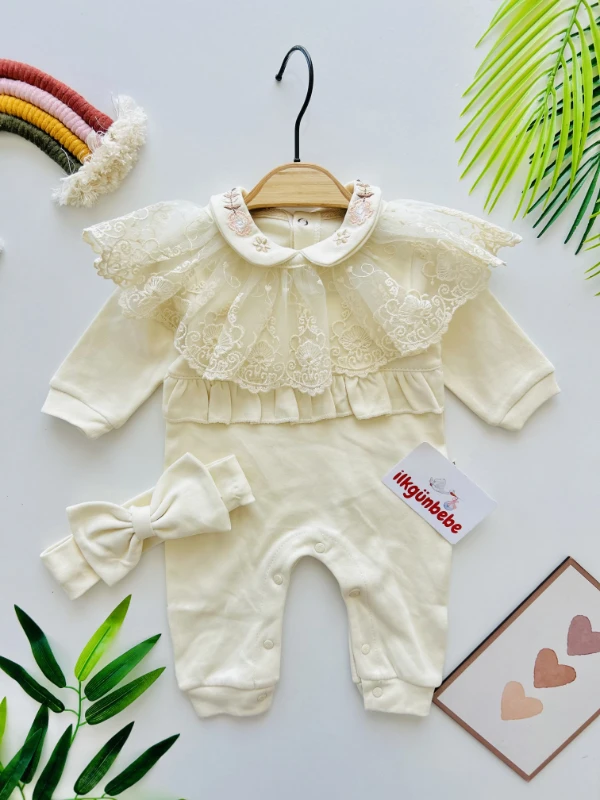 Çiçek Detaylı  Çıkarılabilir Dantel Yakalı 3 Parça %100 Pamuk Tulum Set