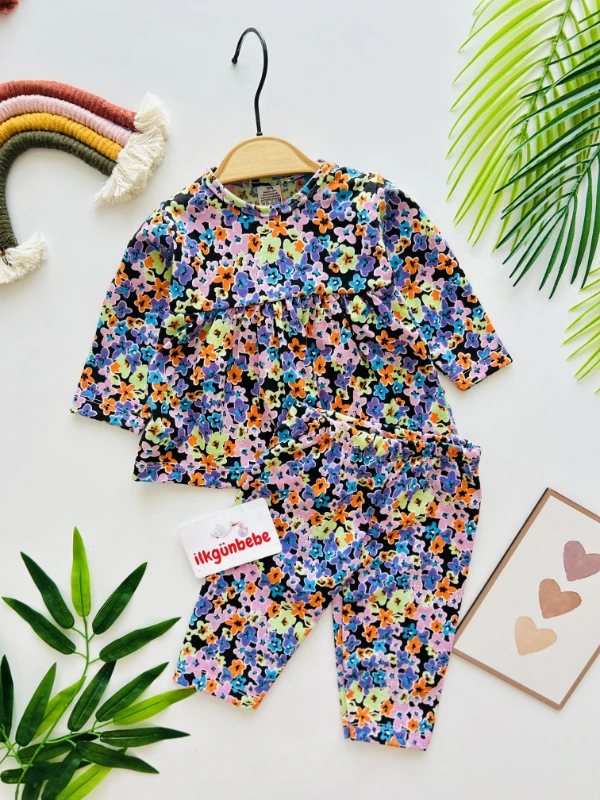 Çiçek Desenli 2’li Mevsimlik Takım