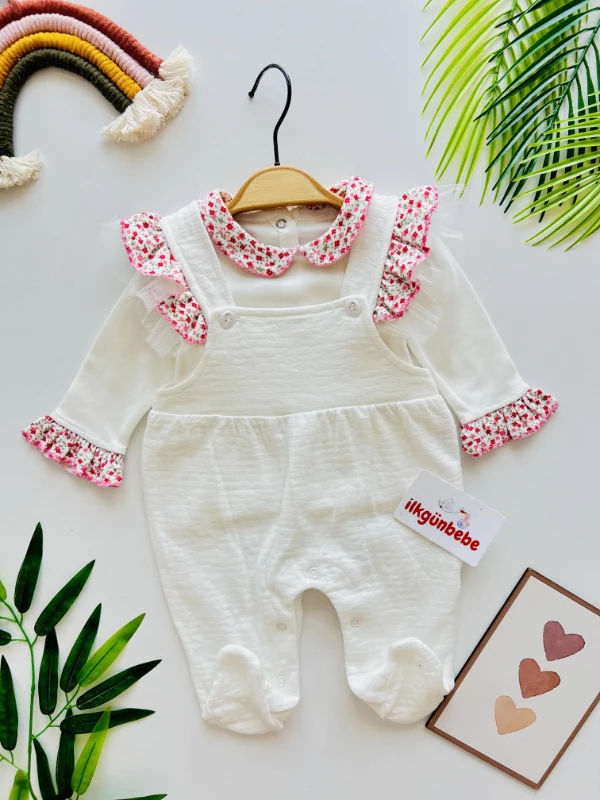 Fırfır Yakalı Çiçekli Tül Detaylı %100 Pamuk Müslin Salopetli 2’li Takım