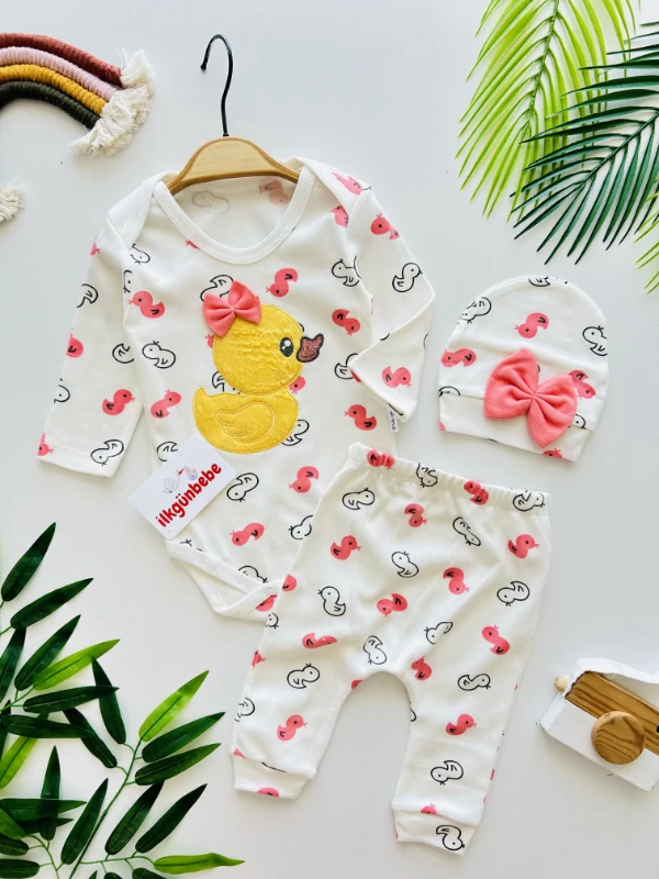 Sevimli Ördek Desenli 3’lü %100 Pamuk Takım