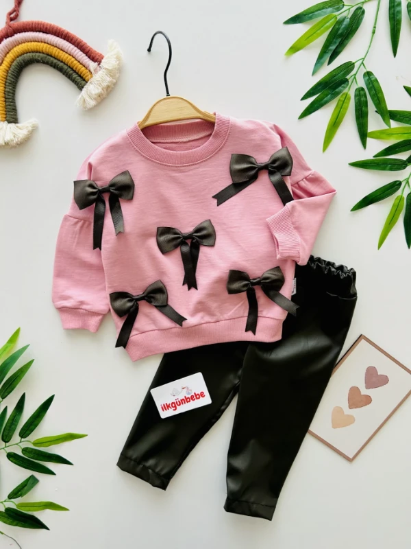 Fiyonk Detaylı Mevsimlik Sweatli Deri Pantalonlu 2’li Takım