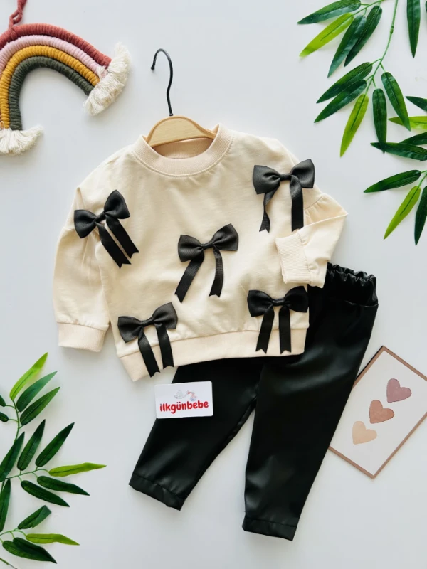 Fiyonk Detaylı Mevsimlik Sweatli Deri Pantalonlu 2’li Takım