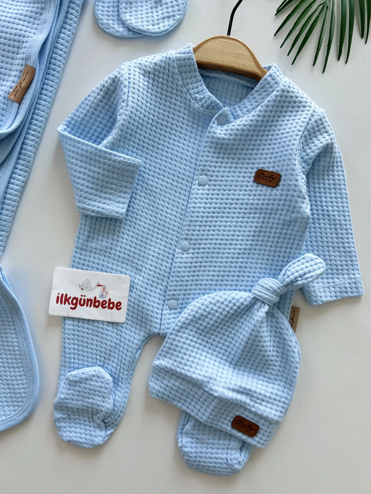 5 Parça %100 Pamuk Battaniyeli Yenidoğan Set