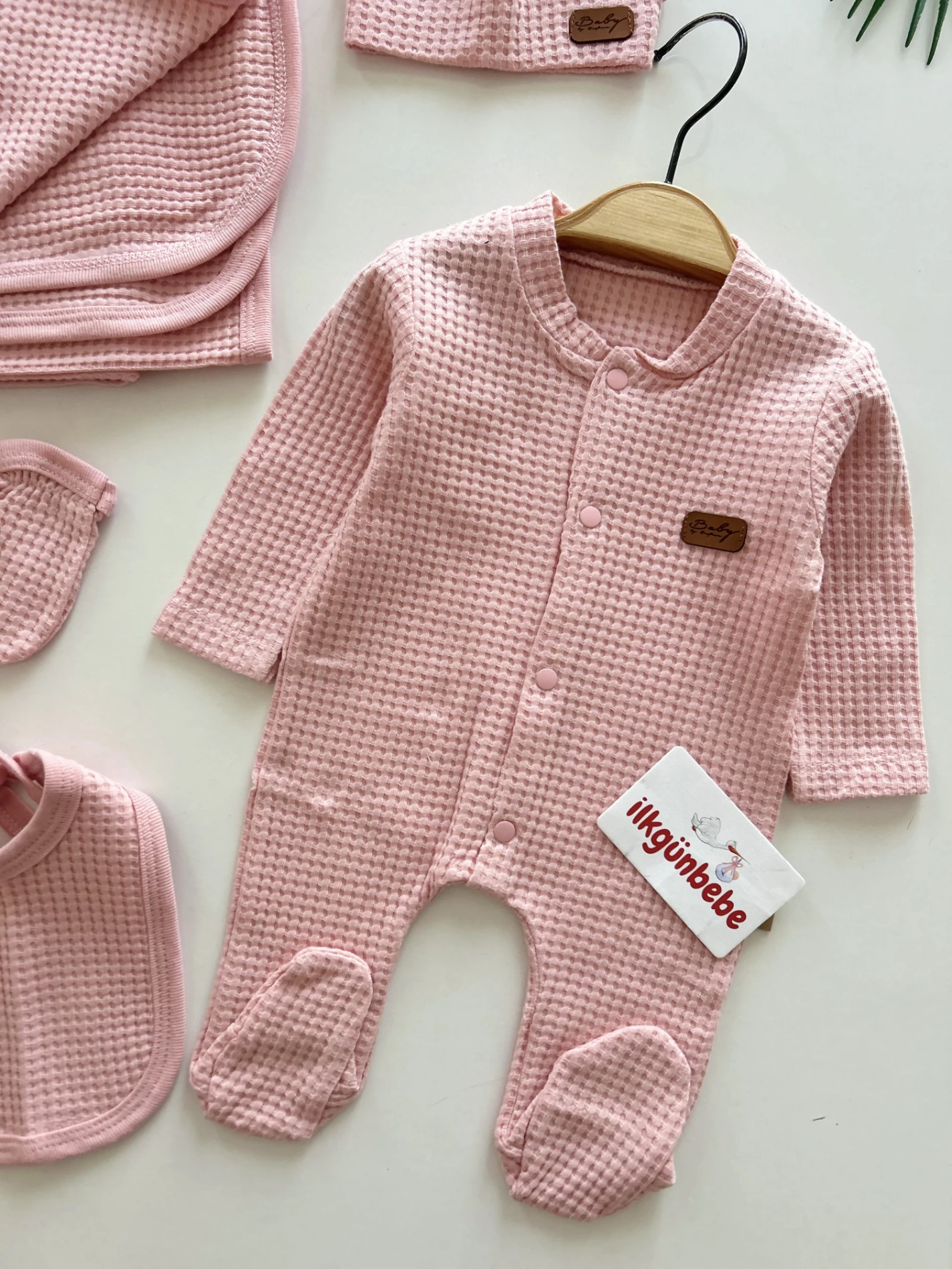 5 Parça %100 Pamuk Battaniyeli Yenidoğan Set