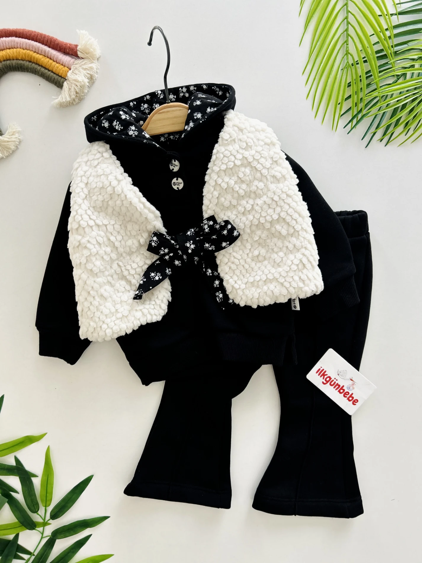 Fiyonk Temalı Yelekli 3 İp Şardonlu Kışlık Takım