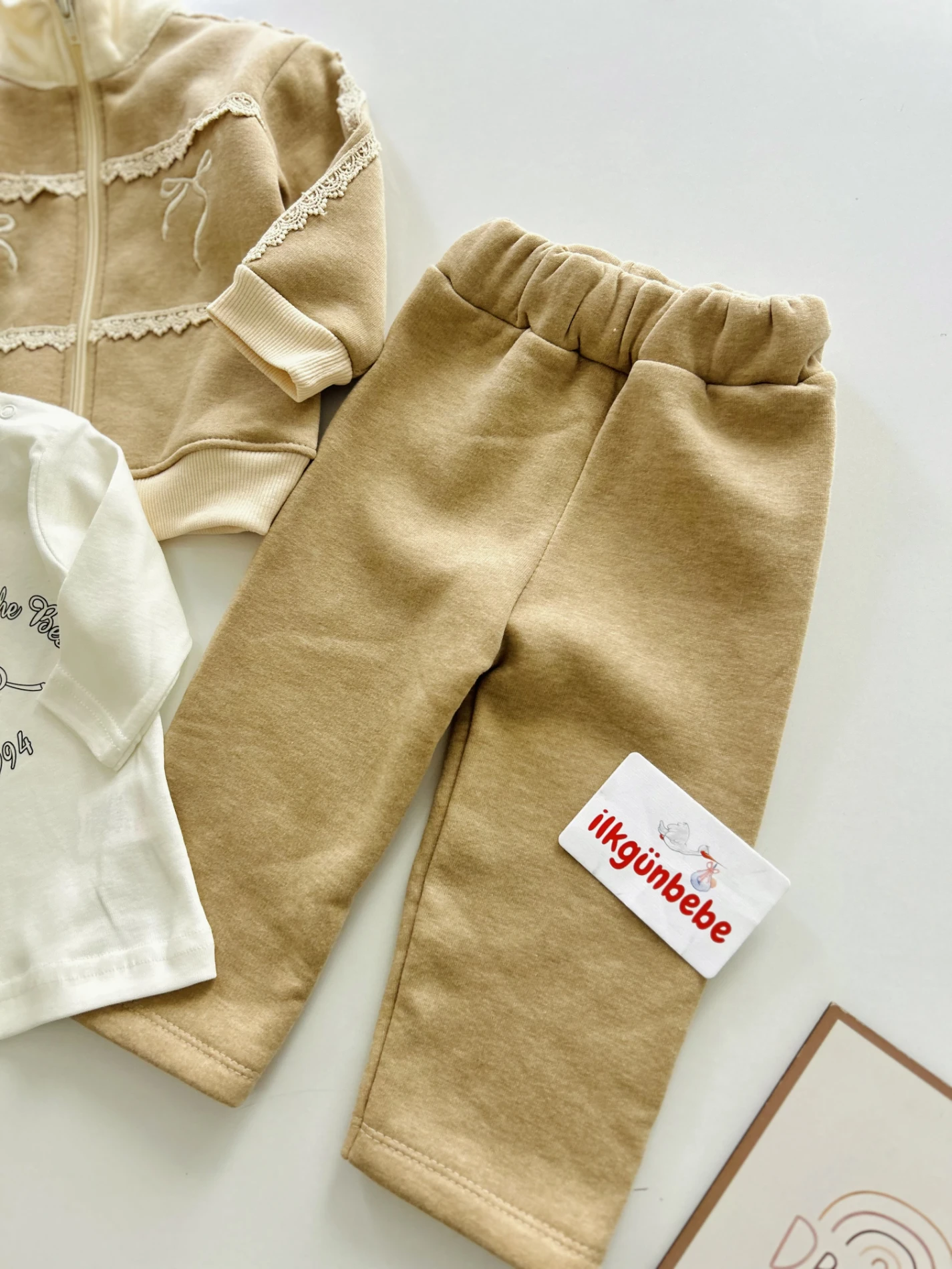 Fiyonk Desenli     3 İp İçi Şardonlu Kışlık 3’lü Premium Kalite Takım