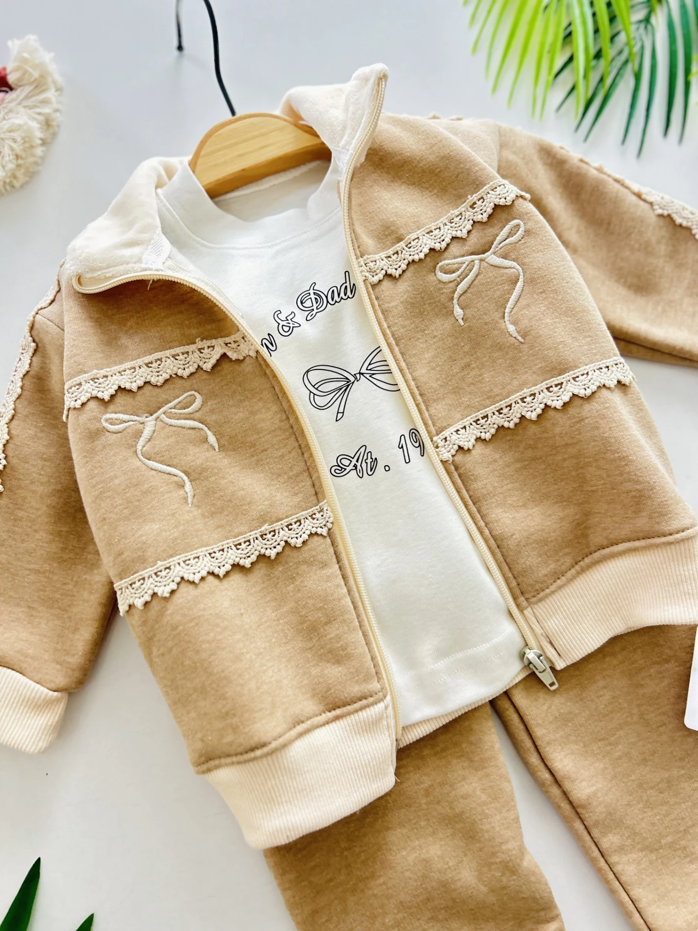 Fiyonk Desenli     3 İp İçi Şardonlu Kışlık 3’lü Premium Kalite Takım