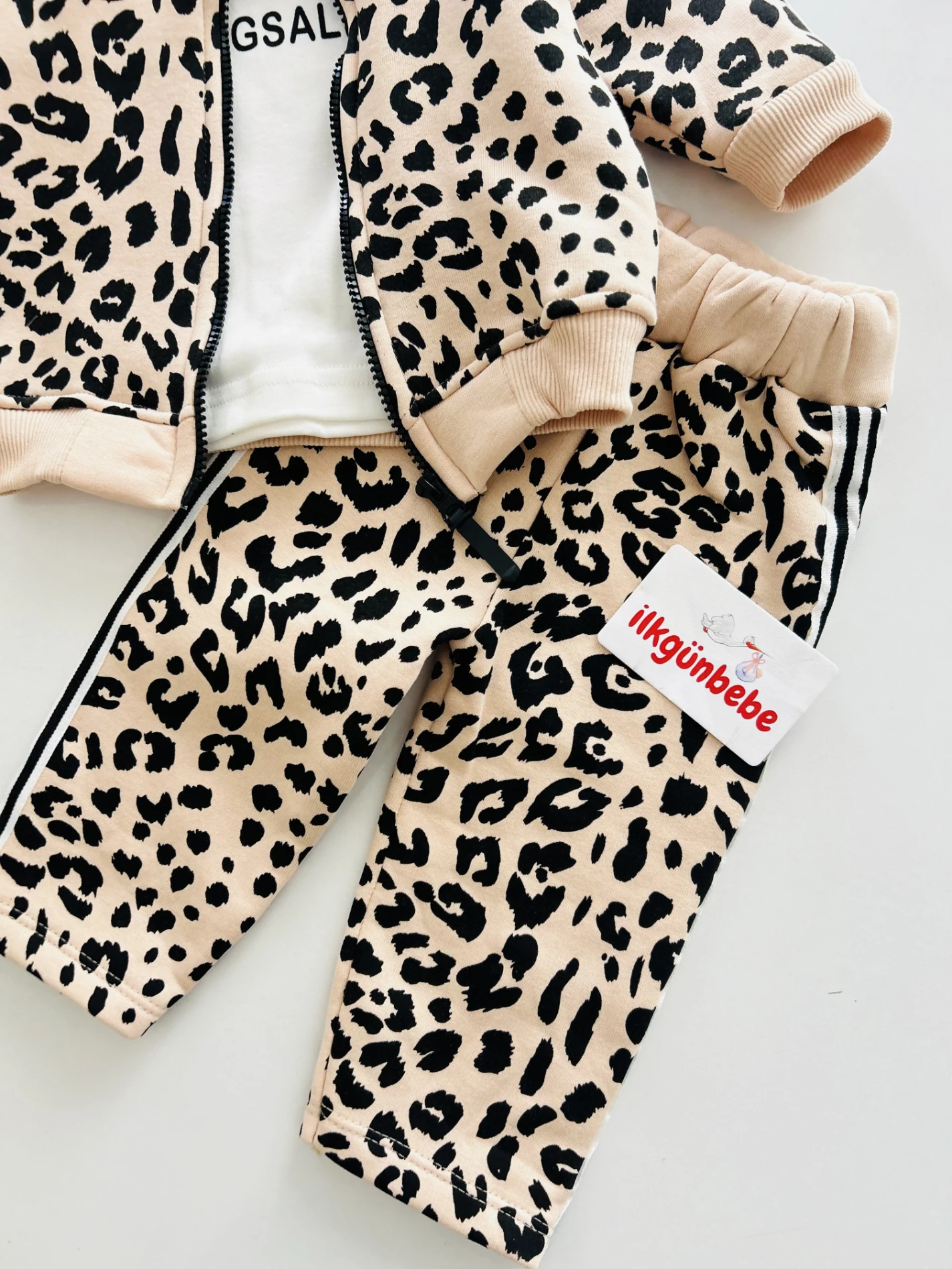 Leopar Desenli 3 İp İçi Şardonlu Kışlık 3’lü Premium Kalite Takım